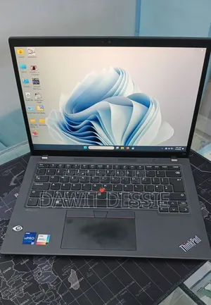 New Laptop Lenovo ThinkPad T14 16GB Intel Core i7 SSD 256GB
