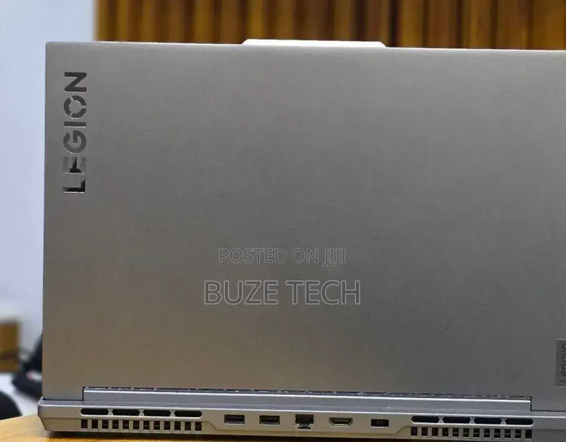 New Laptop Lenovo Legion 5 16GB AMD Ryzen 7 SSD 1T