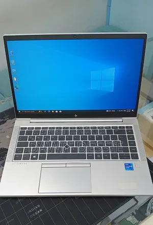 New Laptop HP EliteBook 840 G8 16GB Intel Core i7 SSD 512GB