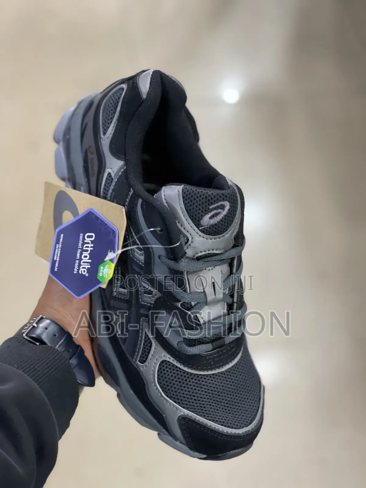 Asics Gel-Nyc in Graphite Grey/Black