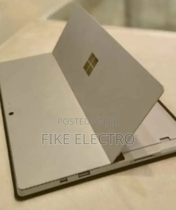 New Laptop Microsoft Surface Pro 3 8GB Intel Core i7 SSD 256GB