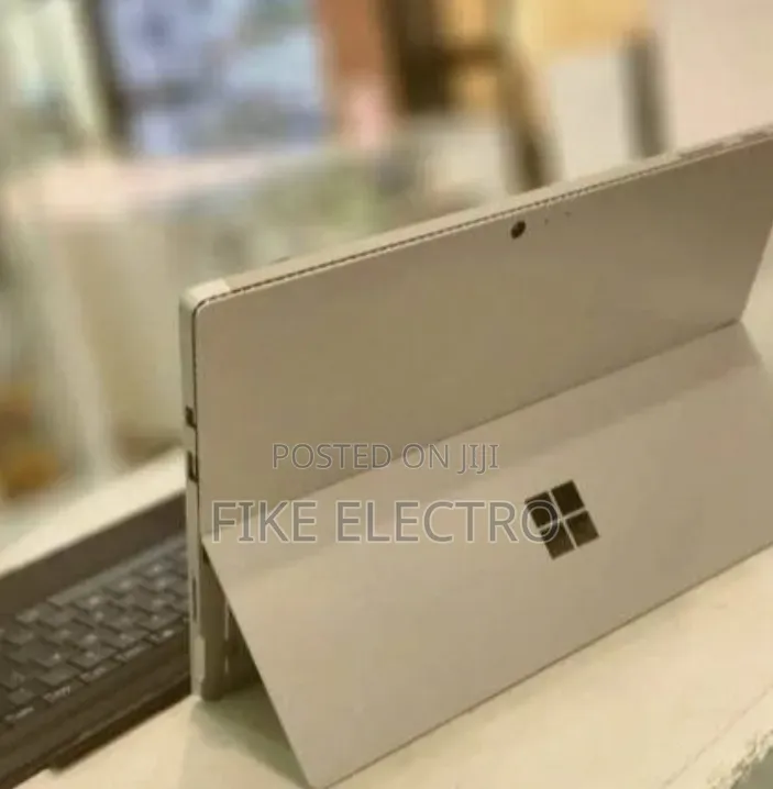New Laptop Microsoft Surface Pro 3 8GB Intel Core i7 SSD 256GB