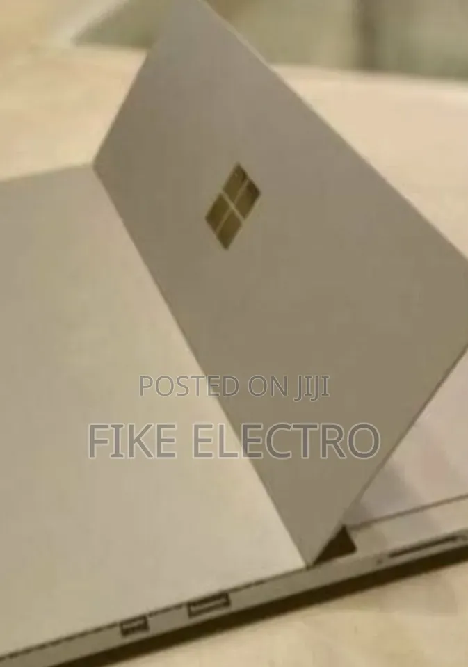 New Laptop Microsoft Surface Pro 3 8GB Intel Core i7 SSD 256GB