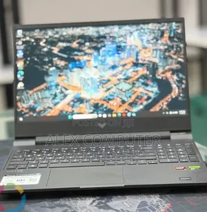 New Laptop HP Victus 15 16GB AMD Ryzen 5 SSD 512GB