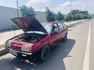 Lada 1600 1997 Red