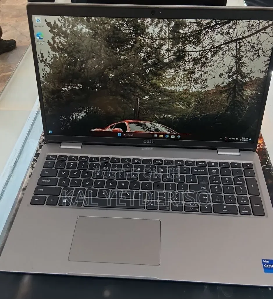 New Laptop Dell 16GB Intel Core i7 SSD 512GB