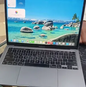New Laptop Apple MacBook Pro 2022 M2 8GB Apple M2 SSD 512GB