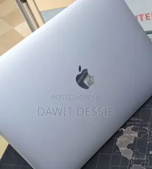 New Laptop Apple MacBook Pro 2022 M2 8GB Apple M2 SSD 512GB
