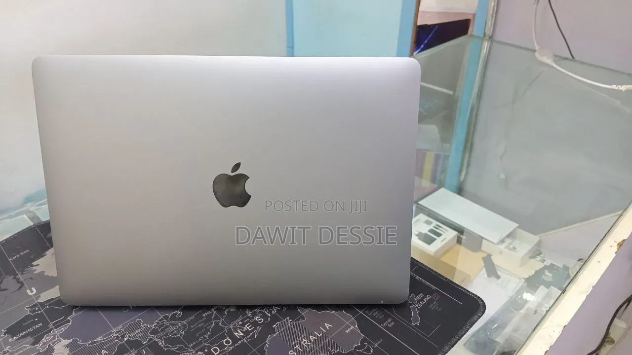 New Laptop Apple MacBook Air 2020 M1 8GB Apple M1 SSD 512GB
