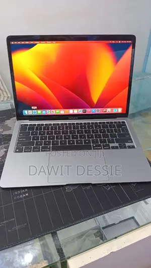 New Laptop Apple MacBook Air 2020 M1 8GB Apple M1 SSD 512GB