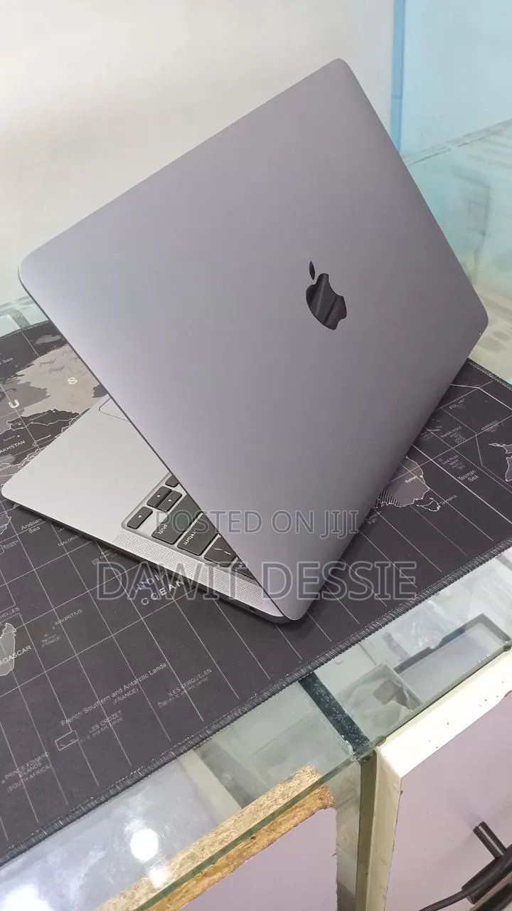 New Laptop Apple MacBook Air 2020 M1 8GB Apple M1 SSD 512GB