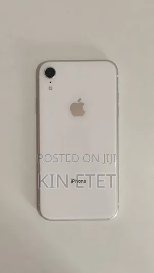 Apple iPhone XR 64 GB White