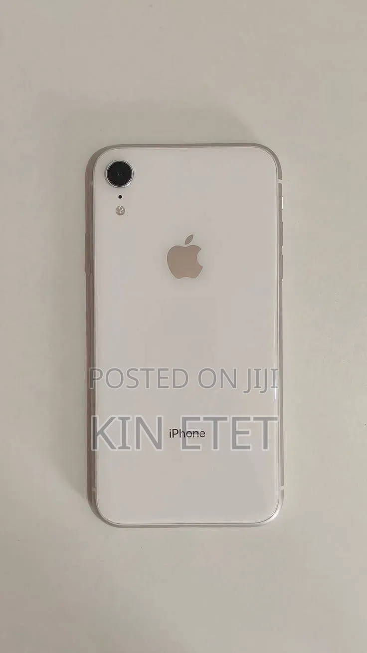 Apple iPhone XR 64 GB White