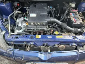 Toyota Vitz 1.3 AWD 3dr 2001 Blue