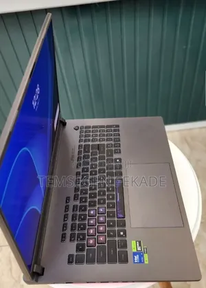 New Laptop Asus ROG Strix G18 32GB Intel Core Ultra 9 SSD 2T