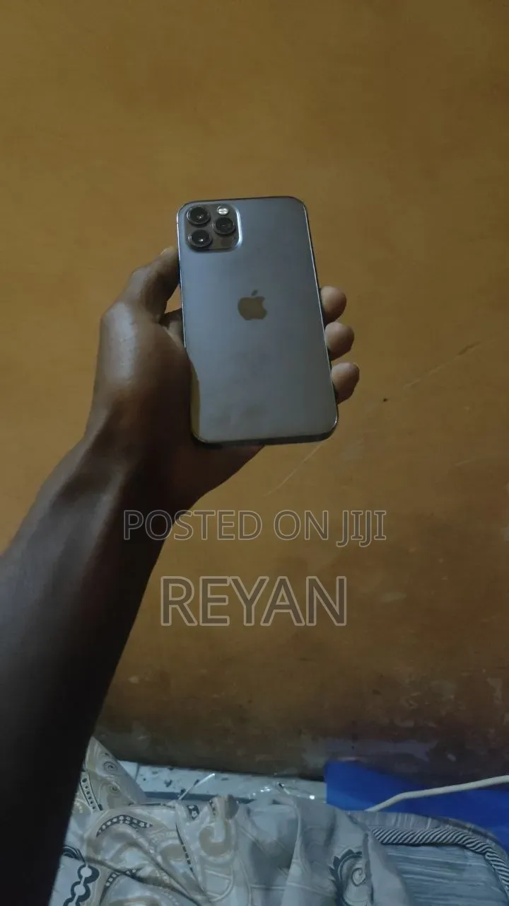 Apple iPhone 12 Pro 128 GB Red