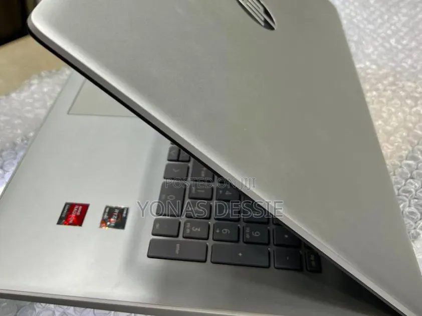New Laptop HP Stream Notebook 8GB AMD Ryzen 5 SSD 512GB