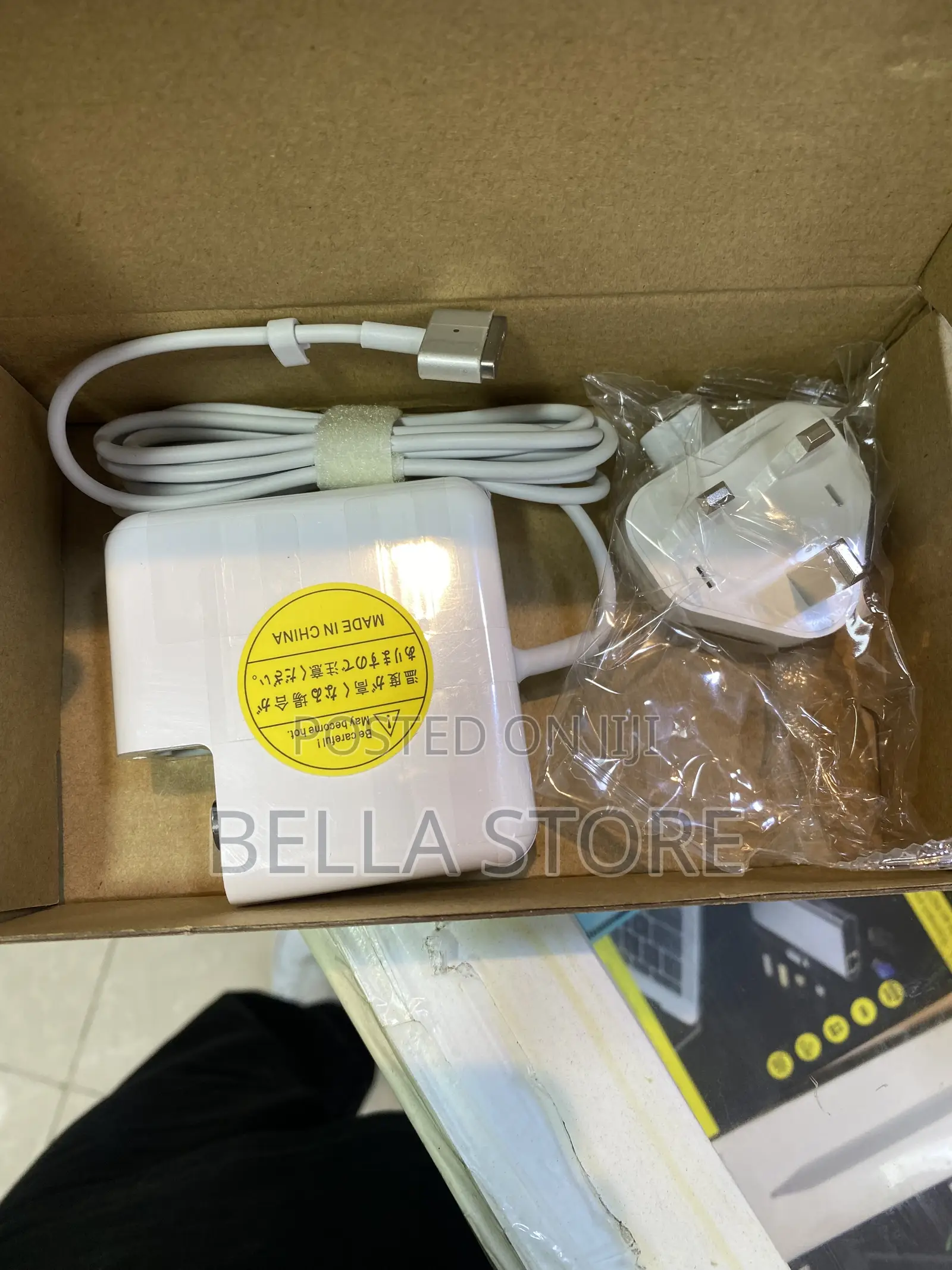 Mac Charger 61 Watt T-Type
