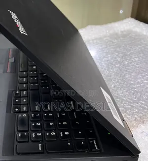 Laptop Lenovo ThinkPad L570 4GB Intel Core i7 HDD 500GB