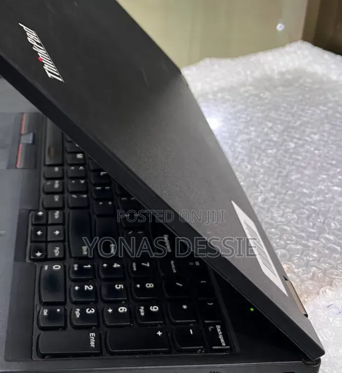 Laptop Lenovo ThinkPad L570 4GB Intel Core i7 HDD 500GB