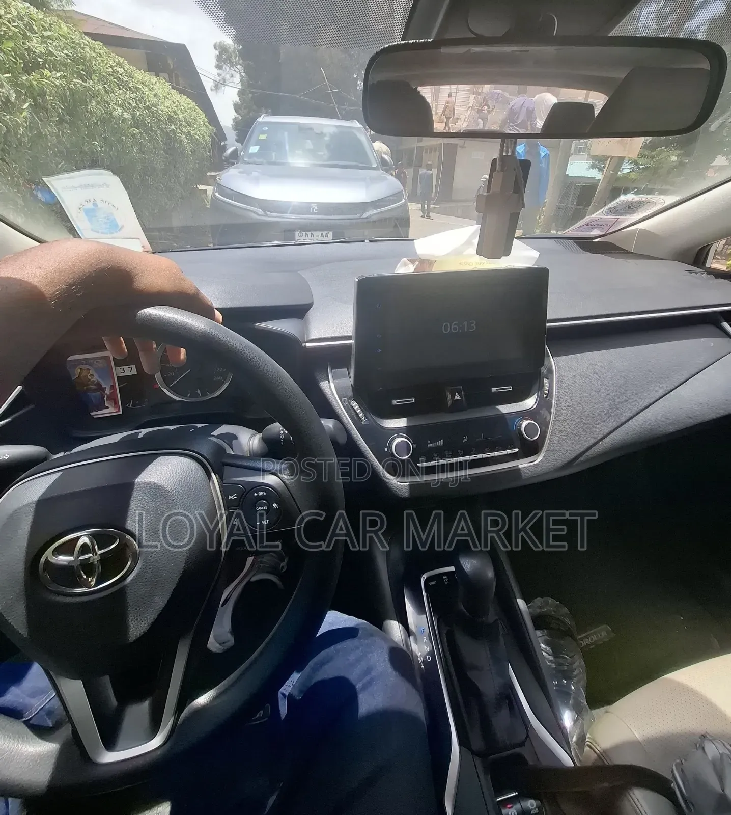 Toyota Corolla L 2022 White
