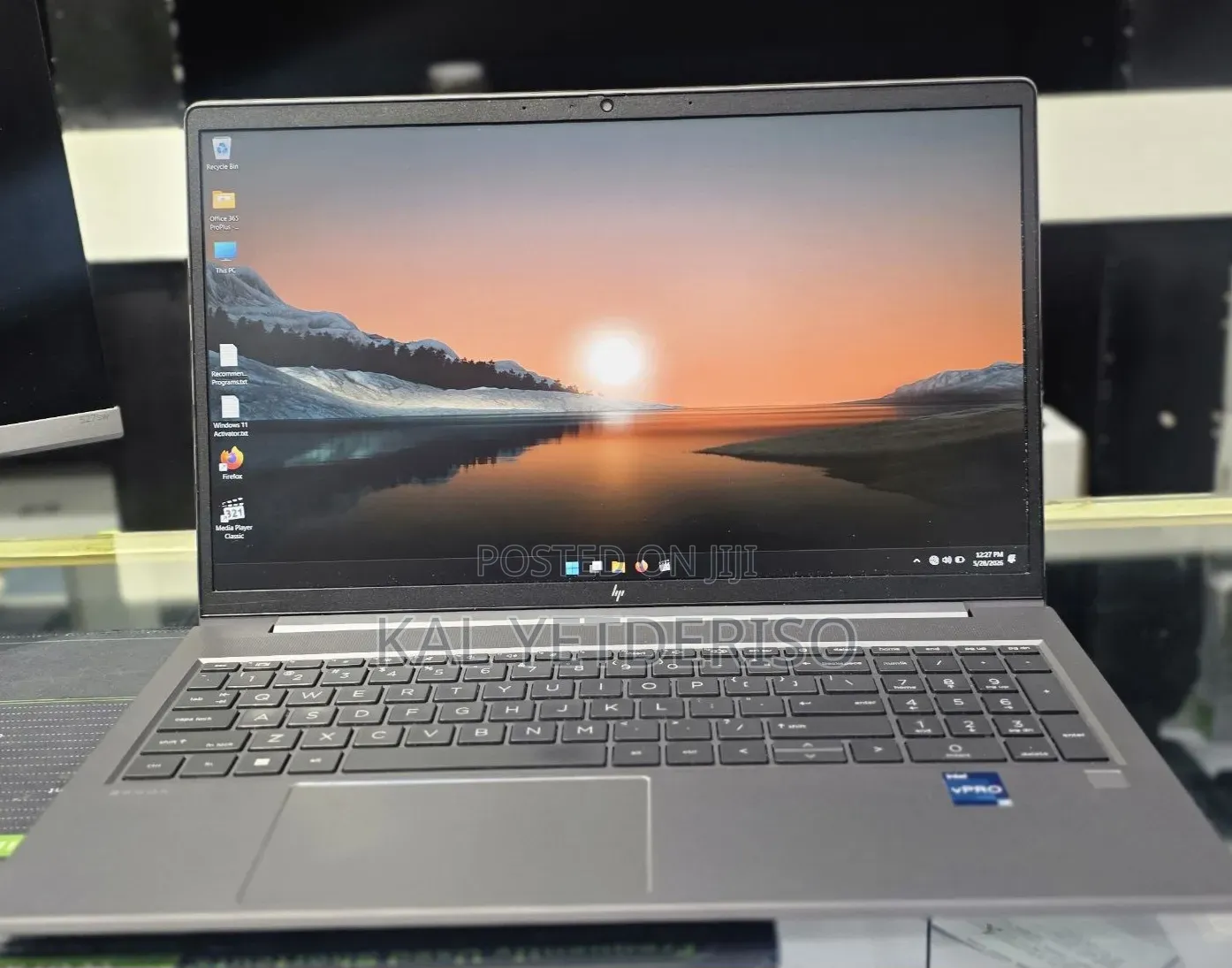 New Laptop HP 16GB Intel Core i7 SSD 512GB