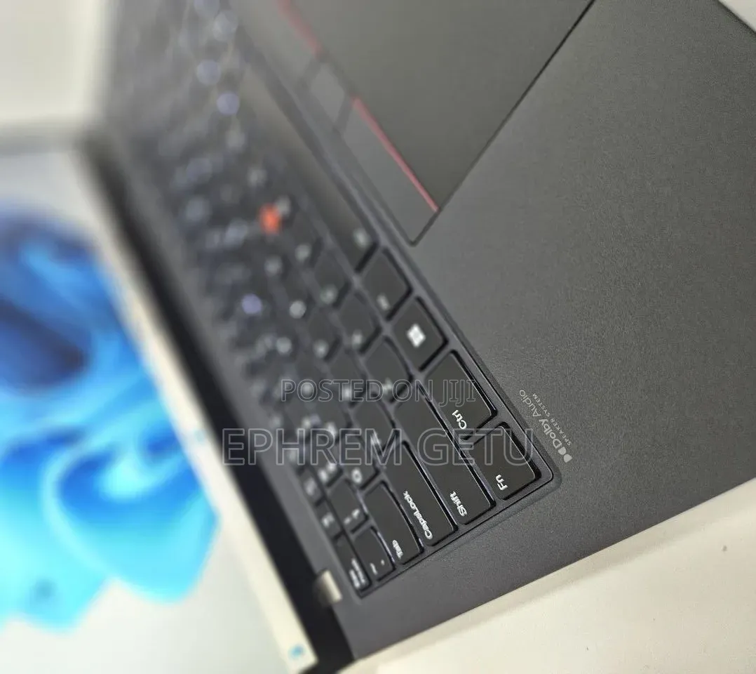 New Laptop Lenovo ThinkPad P14s 16GB Intel Core i7 SSD 512GB