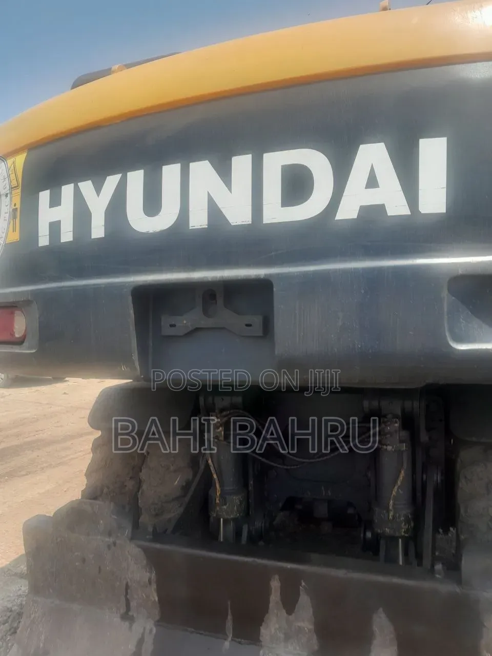 Hyundai Wheel Excavator