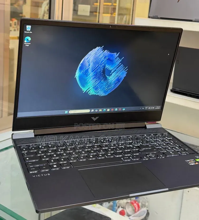 New Laptop HP Victus 15 16GB AMD Ryzen 5 SSD 512GB