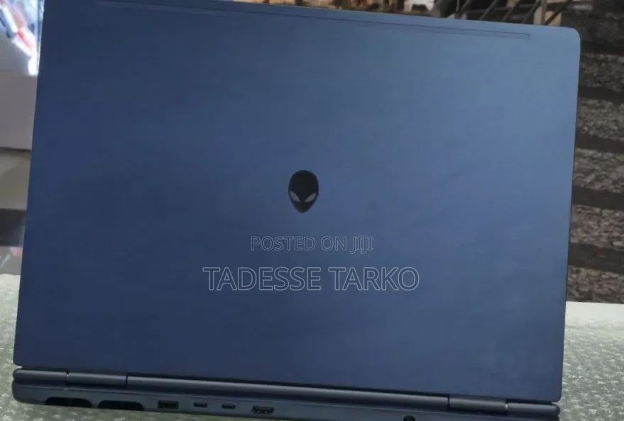 New Laptop Alienware 16x Aurora 32GB Intel Core Ultra 9 SSD 1T