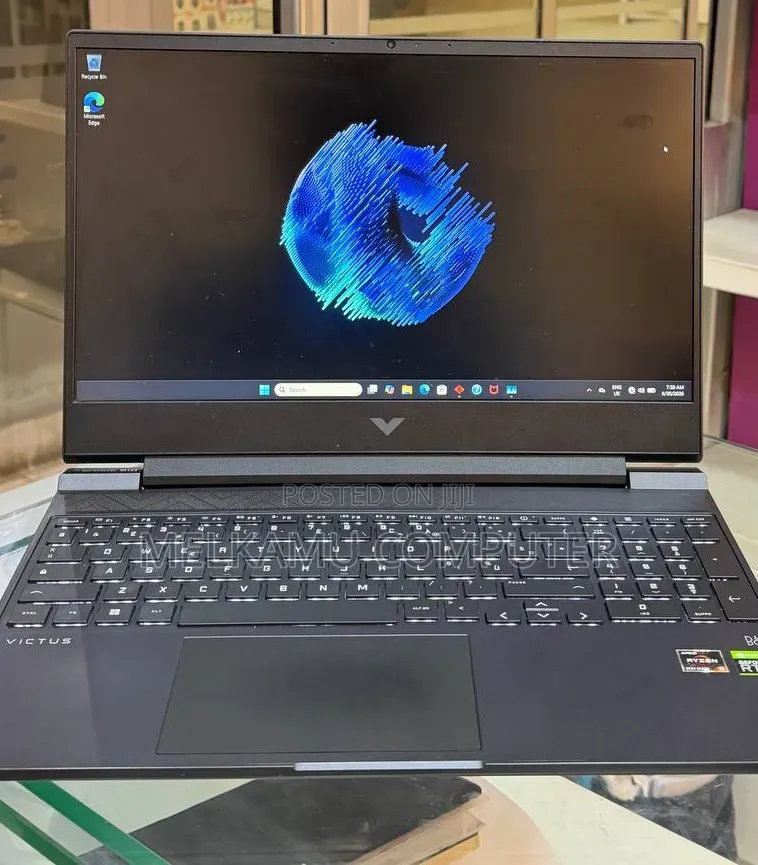New Laptop HP Victus 15 16GB AMD Ryzen 5 SSD 512GB
