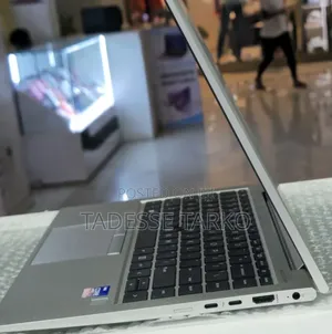 New Laptop HP EliteBook 840 G8 16GB Intel Core i5 SSD 512GB