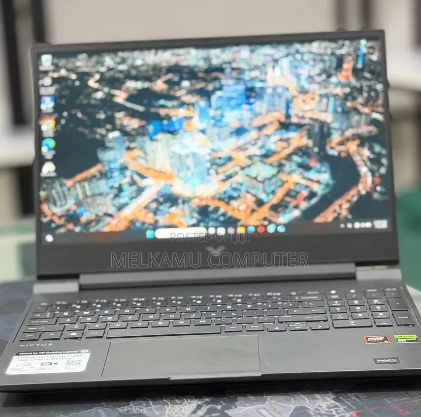 New Laptop HP Victus 15 16GB Intel Core i5 SSD 512GB