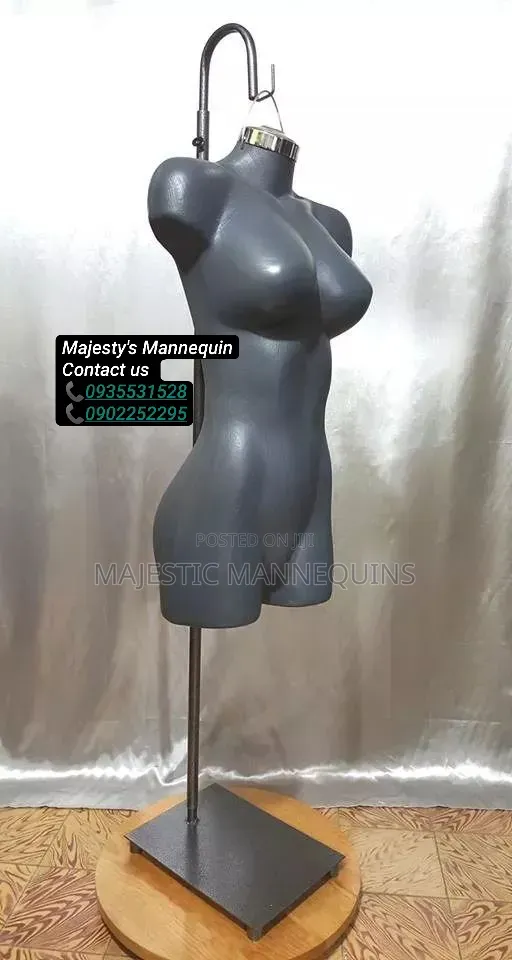 የሴት ቡቲክ አሻንጉሊት