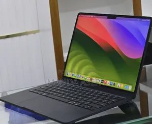 New Laptop Apple MacBook Air 2022 M2 16GB Apple M2 SSD 512GB
