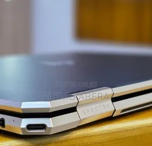 New Laptop HP Spectre 16GB Intel Core i7 SSD 1T