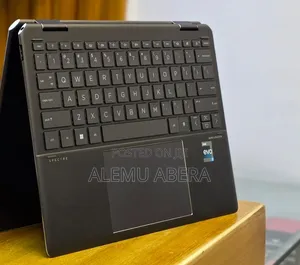 New Laptop HP Spectre 16GB Intel Core i7 SSD 1T
