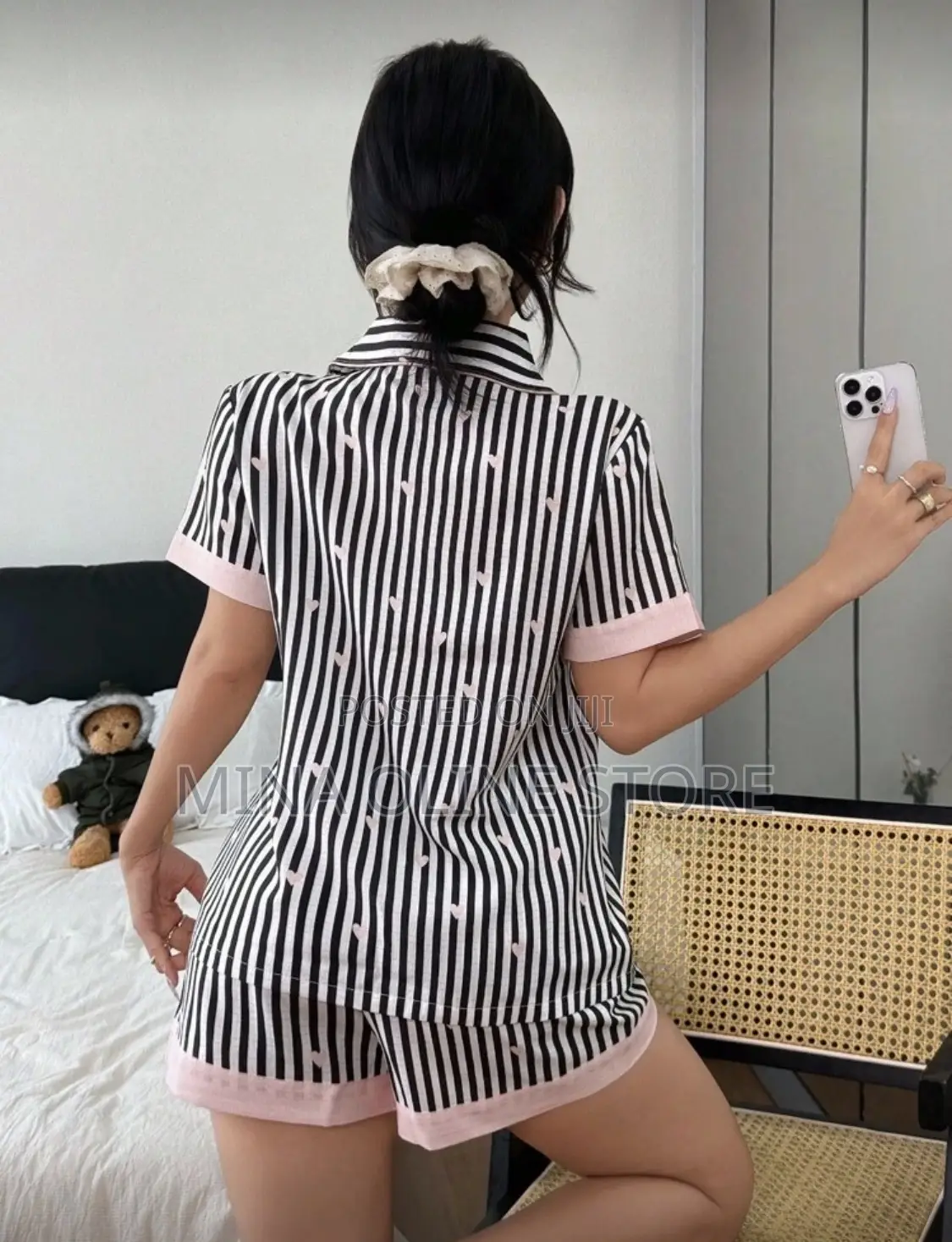 Button-Up Women's Short Sleeve Striped Pajamas