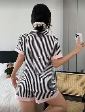 Button-Up Women's Short Sleeve Striped Pajamas