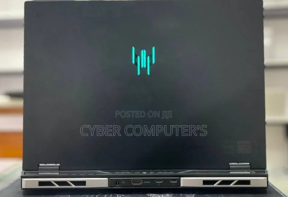 New Laptop Acer Predator Helios Neo 16 16GB Intel Core i7 SSD 1T
