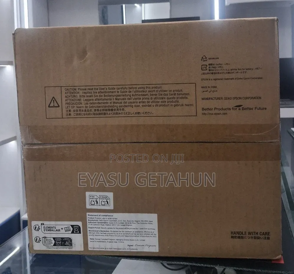 1brand New Packed With CartoonEpson Projector Model : Co-W01With