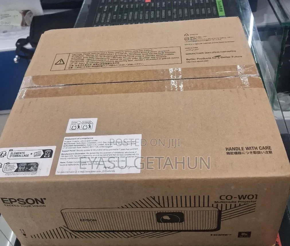 1brand New Packed With CartoonEpson Projector Model : Co-W01With