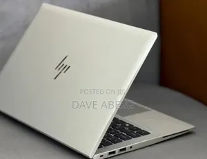 New Laptop HP EliteBook 830 G8 8GB Intel Core i5 SSD 512GB