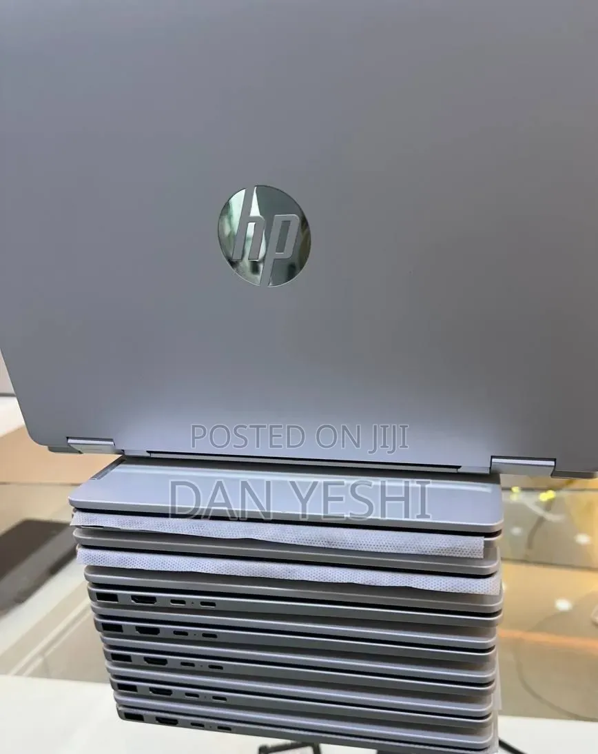 New Laptop HP OmniBook 5 Flip 16GB Intel Core 7 SSD 512GB