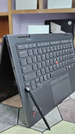 New Laptop Lenovo ThinkPad X1 Yoga 16GB Intel Core i7 SSD 512GB