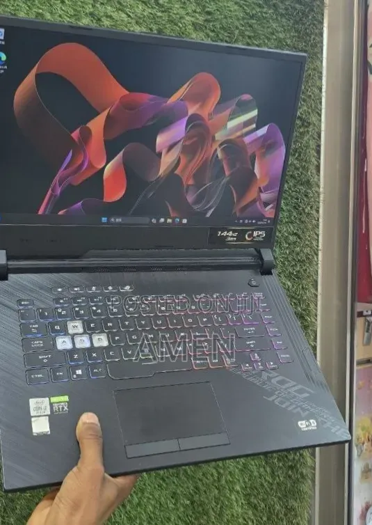 New Laptop Asus ROG Strix G15 16GB Intel Core i7 SSD 512GB