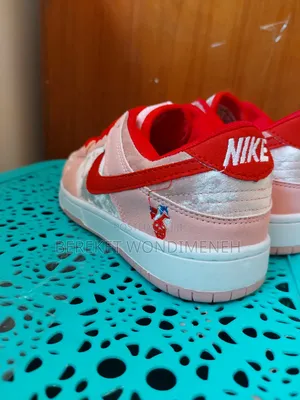 Pink Nike Dunk