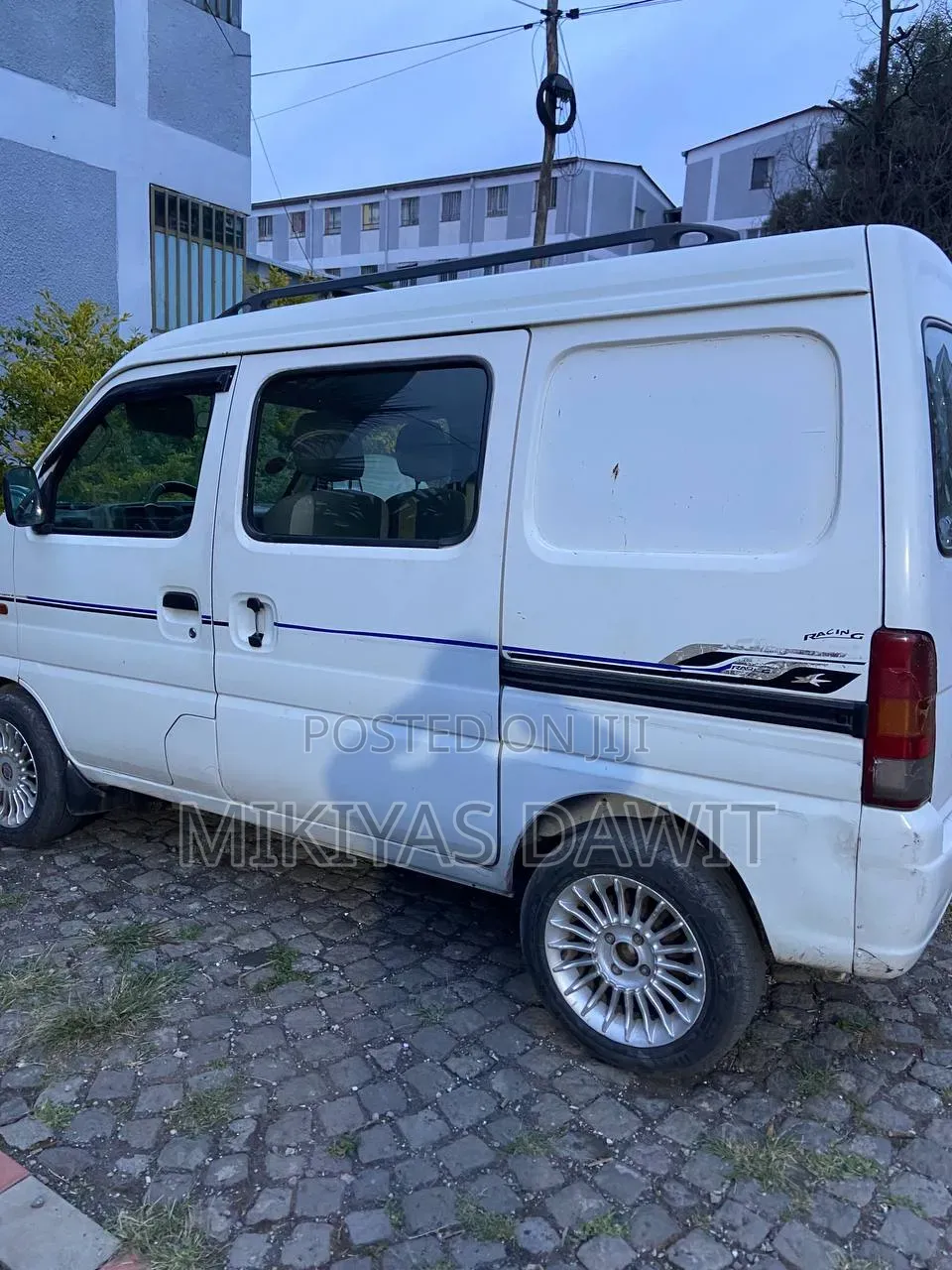 Suzuki Every Wagon 2005 White