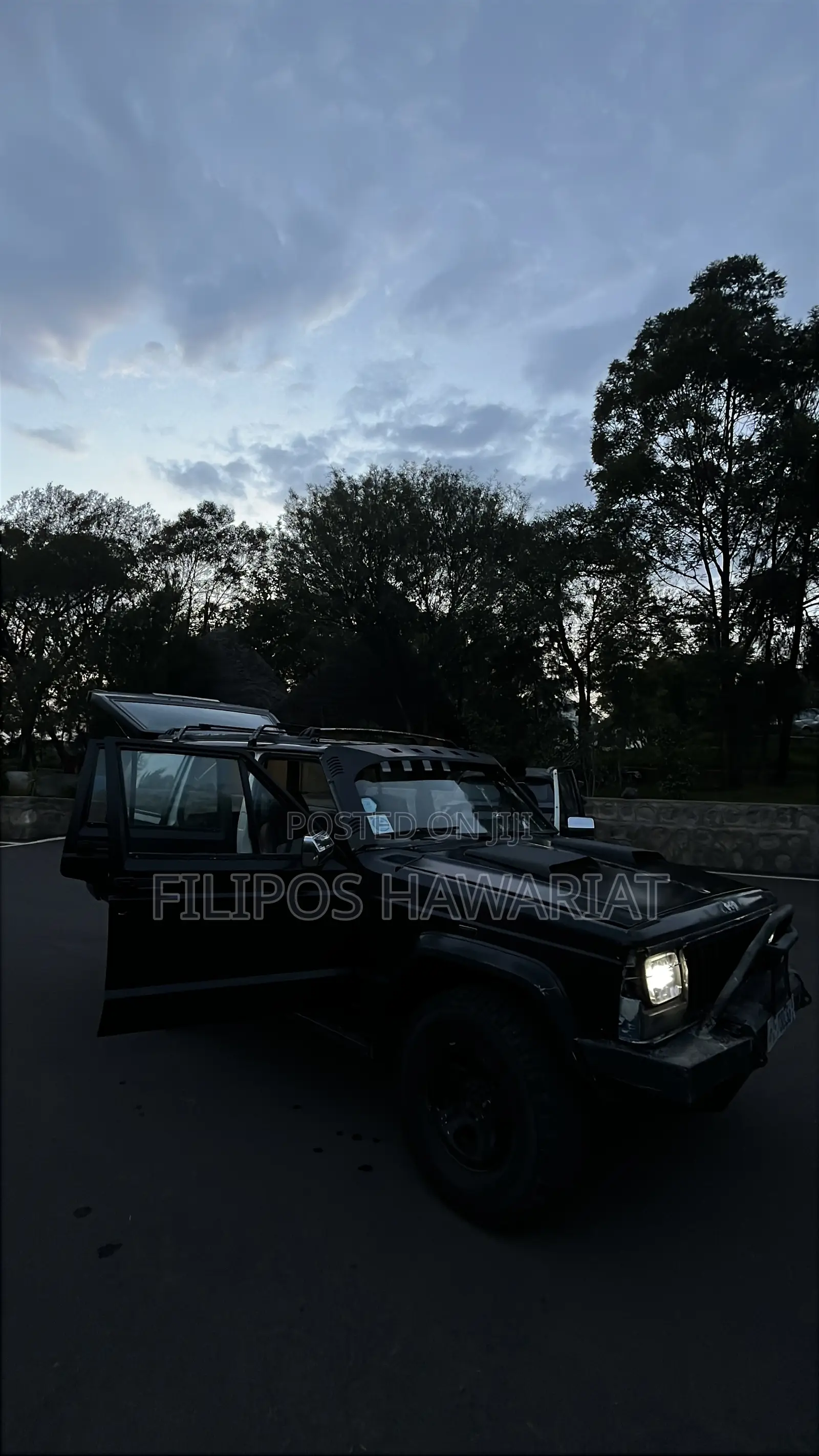 Jeep Cherokee 2004 Black