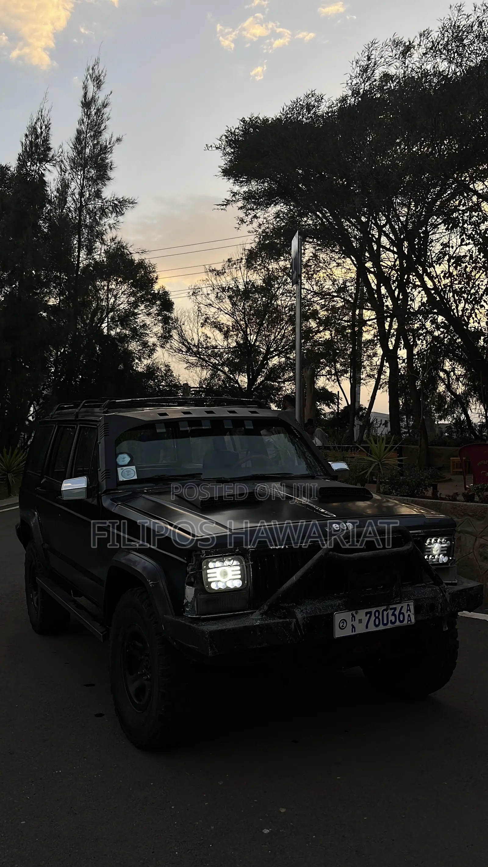 Jeep Cherokee 2004 Black